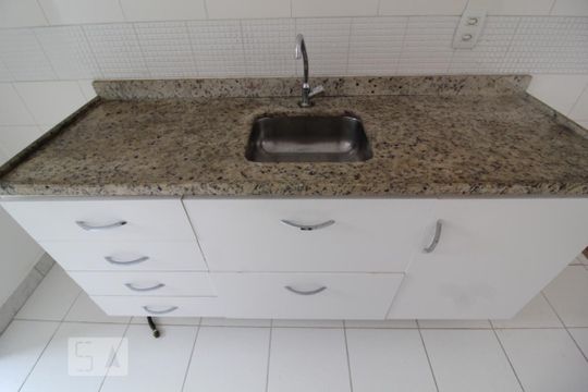 Cozinha pia de apartamento para alugar com 2 quartos, 60m² em Mauá, São Caetano do Sul