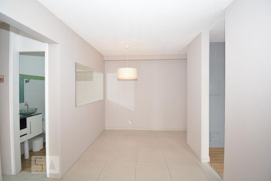Sala de apartamento à venda com 2 quartos, 50m² em Parada de Lucas, Rio de Janeiro