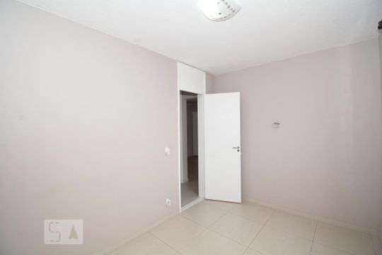 Quarto 1 de apartamento à venda com 2 quartos, 50m² em Parada de Lucas, Rio de Janeiro