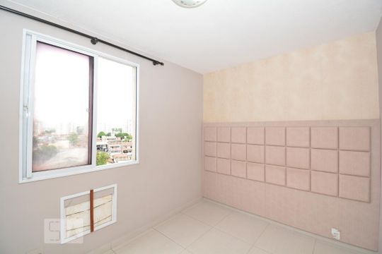 Quarto 1 de apartamento à venda com 2 quartos, 50m² em Parada de Lucas, Rio de Janeiro