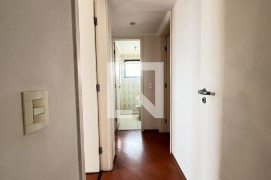 Corredor de apartamento à venda com 3 quartos, 94m² em Jardim Brasil (zona Sul), São Paulo