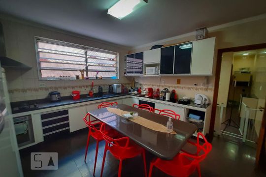 Cozinha de casa à venda com 3 quartos, 450m² em Vila Prudente, São Paulo
