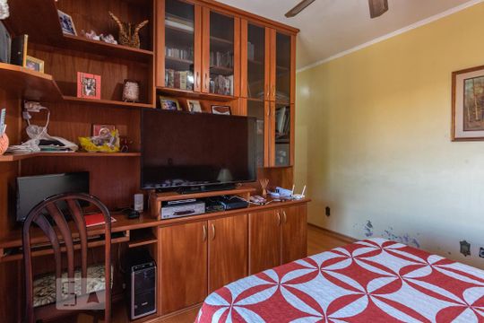 Suíte de casa à venda com 4 quartos, 345m² em Jardim Anton Von Zuben, Campinas