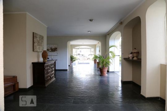 Hall Social de apartamento à venda com 3 quartos, 160m² em Paraisópolis, São Paulo
