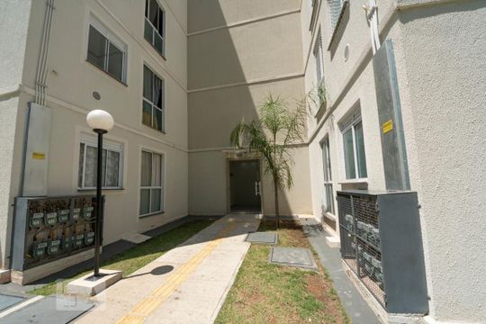 Fachada do bloco de casa à venda com 2 quartos, 42m² em Feitoria, São Leopoldo