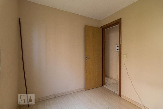 Quarto 2 de apartamento à venda com 2 quartos, 38m² em Jardim Dona Leopoldina, Porto Alegre