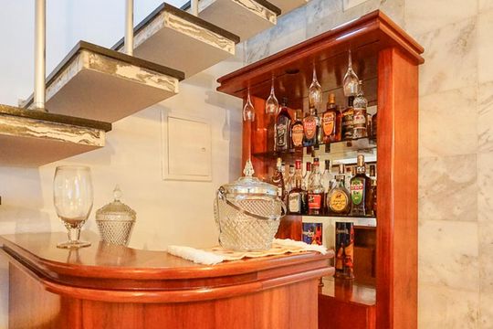 Bar de casa à venda com 3 quartos, 365m² em Penha de França, São Paulo