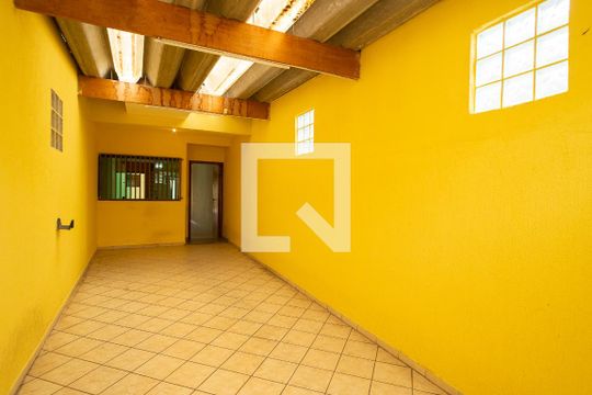 Garagem de casa à venda com 3 quartos, 106m² em Santa Terezinha, São Bernardo do Campo