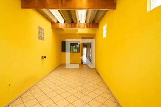 Garagem de casa à venda com 3 quartos, 106m² em Santa Terezinha, São Bernardo do Campo