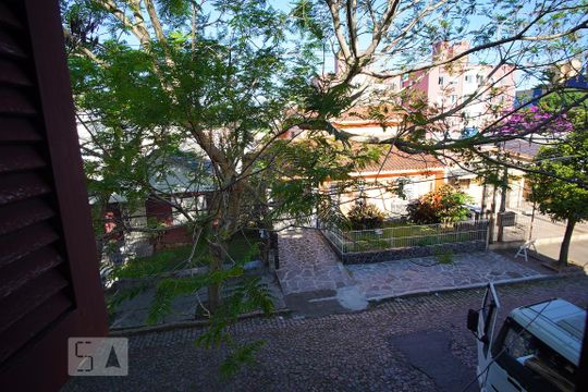 Quarto 1 - Vista de casa à venda com 3 quartos, 237m² em Sarandi, Porto Alegre