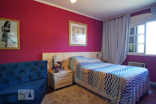 Suite de casa à venda com 3 quartos, 237m² em Sarandi, Porto Alegre