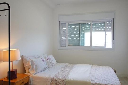 Quarto de kitnet/studio para alugar com 1 quarto, 52m² em Petrópolis, Porto Alegre