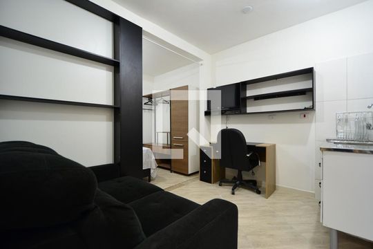 Sala/Cozinha de kitnet/studio para alugar com 1 quarto, 20m² em Saúde, São Paulo