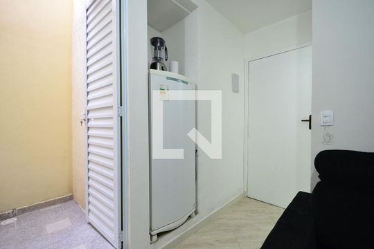 Sala/Cozinha de kitnet/studio para alugar com 1 quarto, 20m² em Saúde, São Paulo