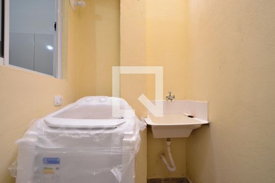 Área de Serviço de kitnet/studio para alugar com 1 quarto, 20m² em Saúde, São Paulo