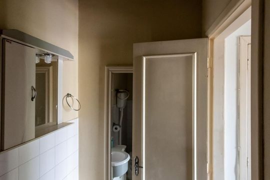 Banheiro da Suíte de apartamento para alugar com 1 quarto, 43m² em Floresta, Porto Alegre