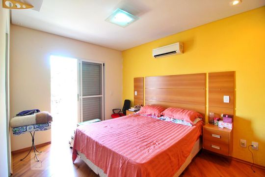 Suíte 1 de casa à venda com 3 quartos, 256m² em Jardim Paraíso, Santo André