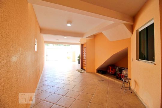 Garagem de casa à venda com 3 quartos, 256m² em Jardim Paraíso, Santo André