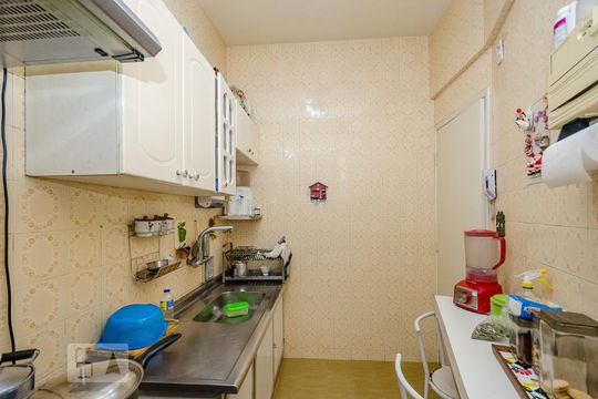 Cozinha de apartamento à venda com 3 quartos, 117m² em Centro, Belo Horizonte