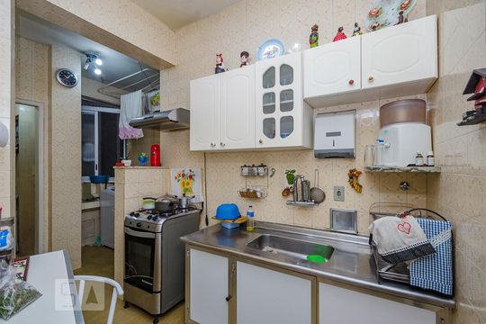 Cozinha de apartamento à venda com 3 quartos, 117m² em Centro, Belo Horizonte