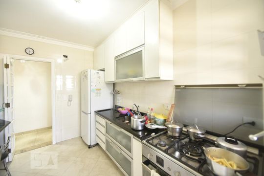 Cozinha de apartamento à venda com 3 quartos, 98m² em Chácara Santo Antônio (zona Leste), São Paulo