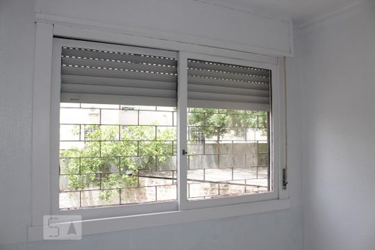 Quarto de apartamento à venda com 1 quarto, 45m² em Protásio Alves, Porto Alegre