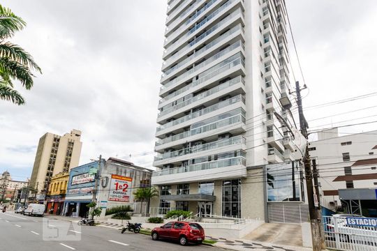 Fachada de apartamento para alugar com 2 quartos, 68m² em Gonzaga, Santos