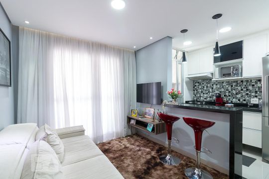 Sala de apartamento para alugar com 2 quartos, 64m² em Picanço, Guarulhos