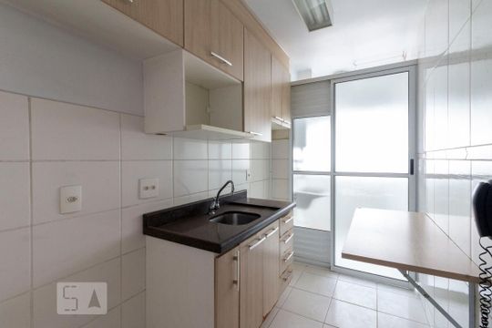 Cozinha de apartamento à venda com 2 quartos, 50m² em Colônia (zona Leste), São Paulo