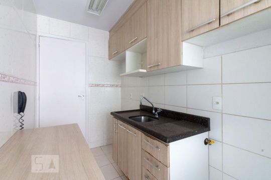 Cozinha de apartamento à venda com 2 quartos, 50m² em Colônia (zona Leste), São Paulo