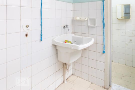 Área de Serviço de apartamento para alugar com 3 quartos, 117m² em Pompeia, São Paulo