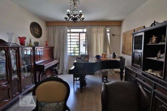 Sala de casa à venda com 2 quartos, 130m² em Sumaré, São Paulo