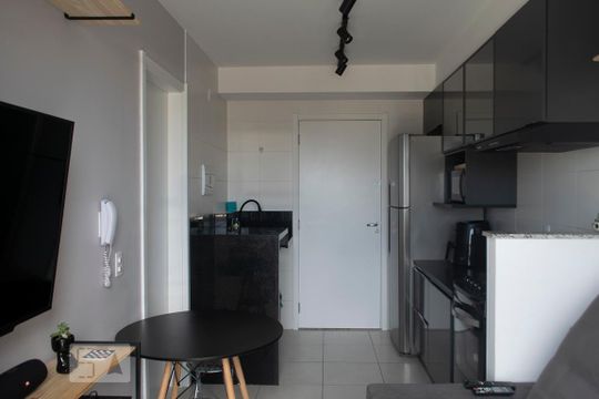 SALA/COZINHA de kitnet/studio para alugar com 1 quarto, 30m² em Bairro do Limão, São Paulo