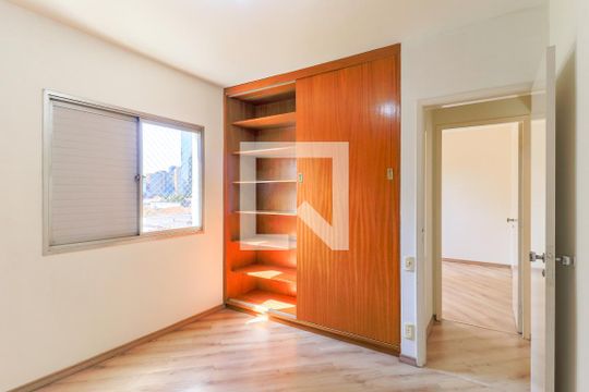 Quarto 2 de apartamento para alugar com 3 quartos, 87m² em Chácara Santo Antônio (zona Sul), São Paulo