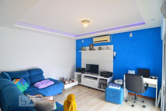 Casa 1 - Sala de casa para alugar com 4 quartos, 328m² em Igara, Canoas
