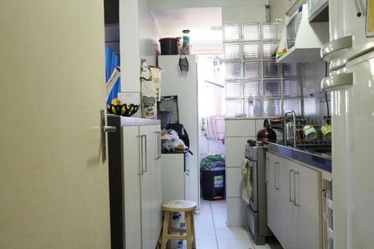 Cozinha de apartamento à venda com 2 quartos, 80m² em Partenon, Porto Alegre