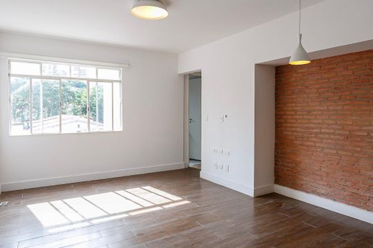 Apartamento à venda com 2 quartos, 67m² em Vila Madalena, São Paulo