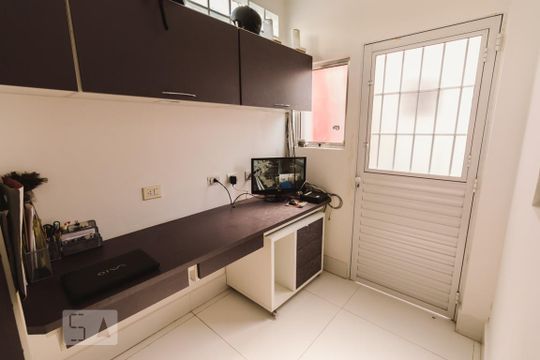 Escritório de casa à venda com 2 quartos, 150m² em Barra Funda, São Paulo