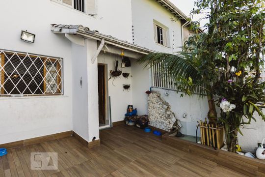 Garagem de casa à venda com 2 quartos, 150m² em Barra Funda, São Paulo