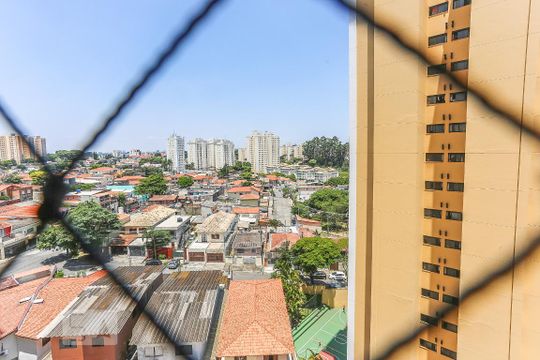 Quarto 1 Vista de apartamento para alugar com 3 quartos, 72m² em Cidade dos Bandeirantes, São Paulo