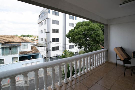 Varanda do Quarto Suite de casa à venda com 4 quartos, 378m² em Santa Amélia, Belo Horizonte