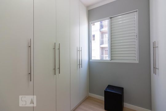 Closet do quarto de apartamento à venda com 2 quartos, 47m² em Padroeira, Osasco