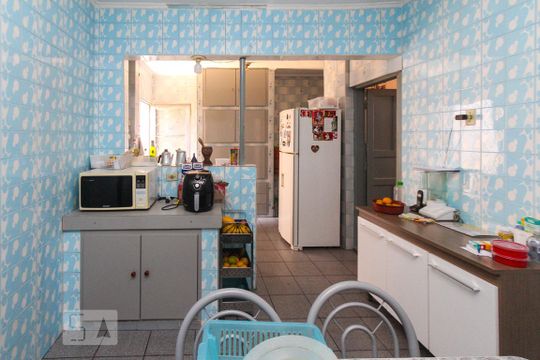 Cozinha de casa à venda com 3 quartos, 150m² em Vila Antonieta, São Paulo