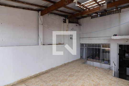 Varanda da Sala de casa à venda com 2 quartos, 70m² em Vila Paranaguá, São Paulo
