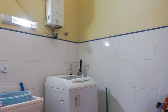 Área de Serviço de casa à venda com 4 quartos, 600m² em Sarandi, Porto Alegre