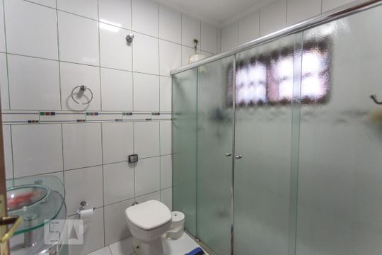 Banheiro de casa à venda com 4 quartos, 260m² em Alves Dias, São Bernardo do Campo
