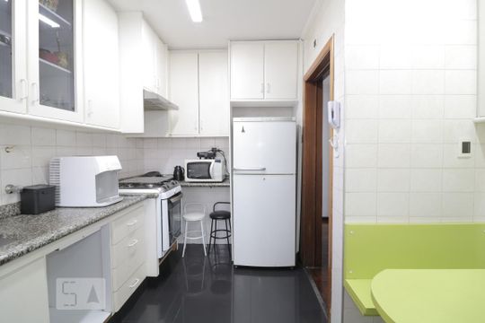 Cozinha  de apartamento à venda com 3 quartos, 83m² em Chácara Santo Antônio (zona Leste), São Paulo