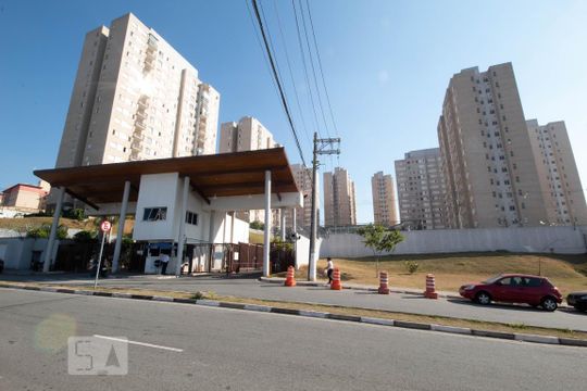 Fachada de apartamento para alugar com 2 quartos, 47m² em Conceição, Osasco