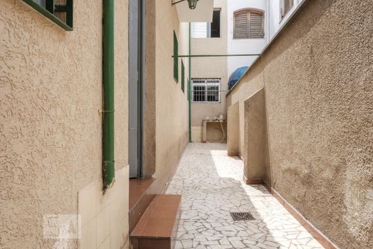Quintal térreo de casa à venda com 4 quartos, 143m² em Vila Pompéia, São Paulo