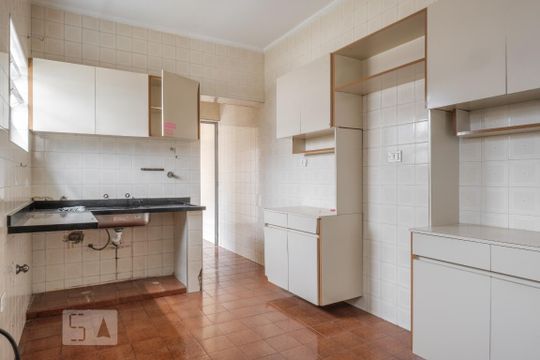 Cozinha de casa à venda com 4 quartos, 143m² em Vila Pompéia, São Paulo